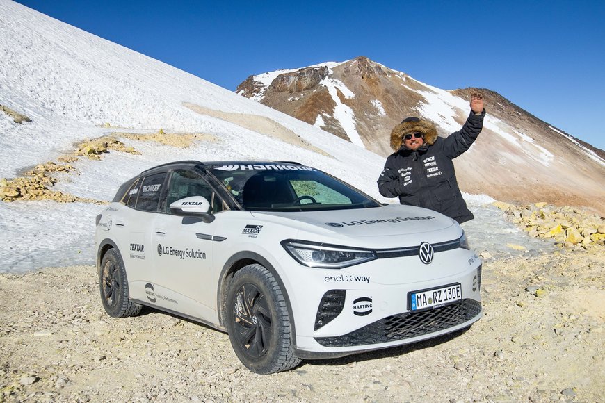 Hitting the heights at an altitude of 5,816 metres with electromobility 